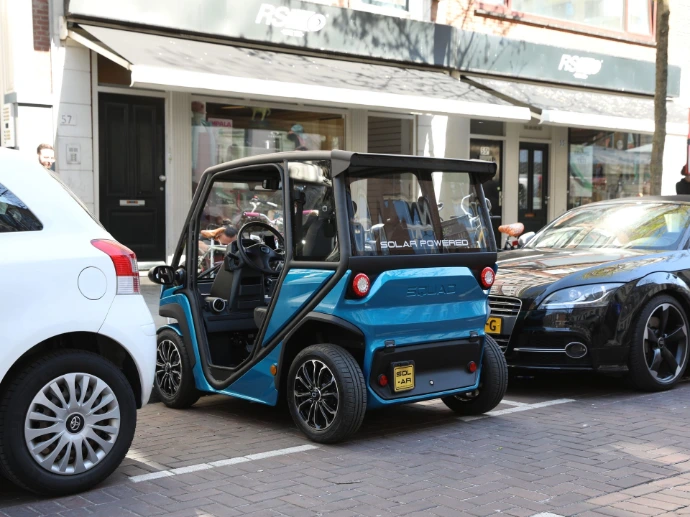 Squad Solar Car Cross Parking